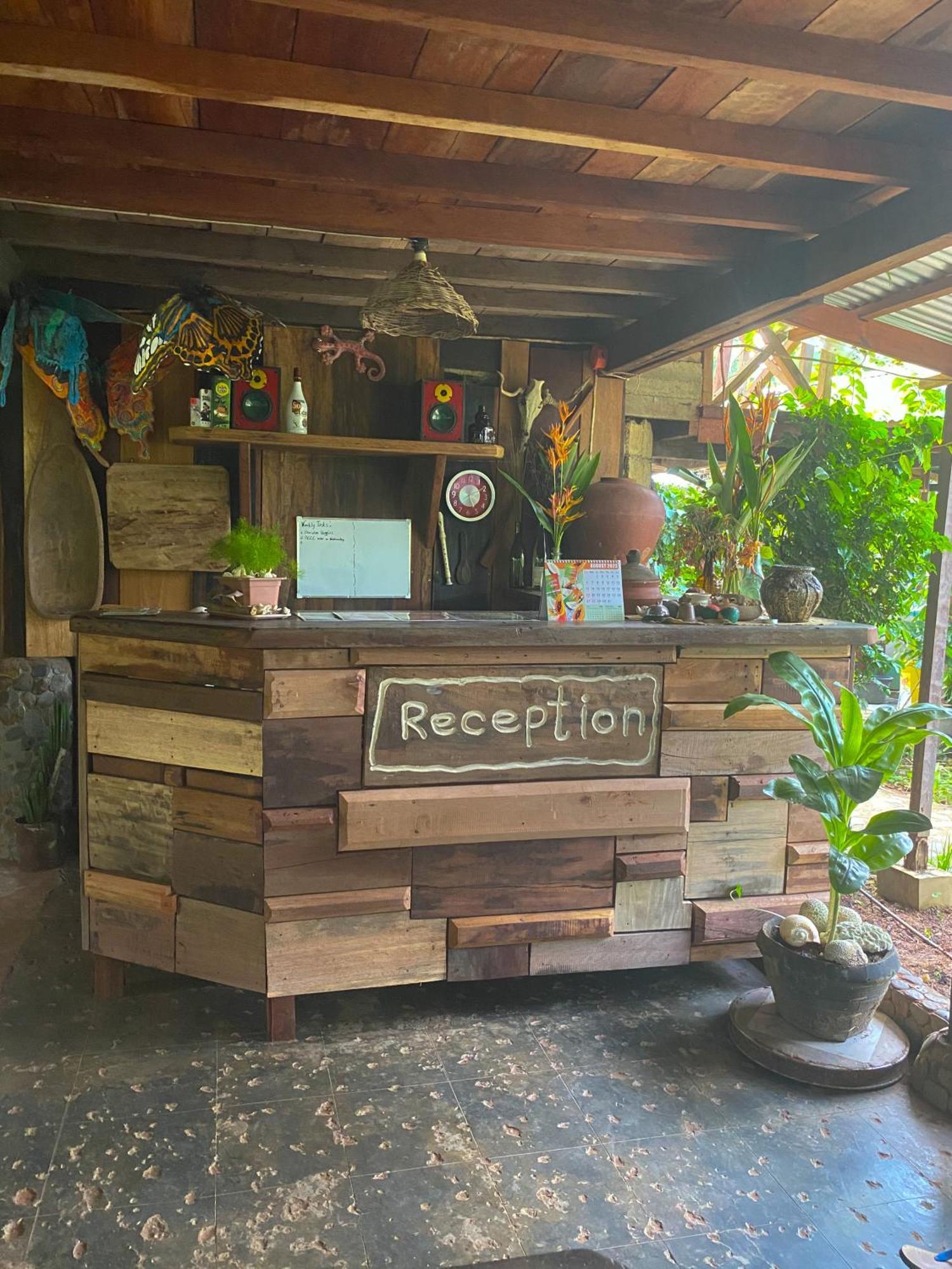 Cafe Sabang Guest House Eksteriør bilde